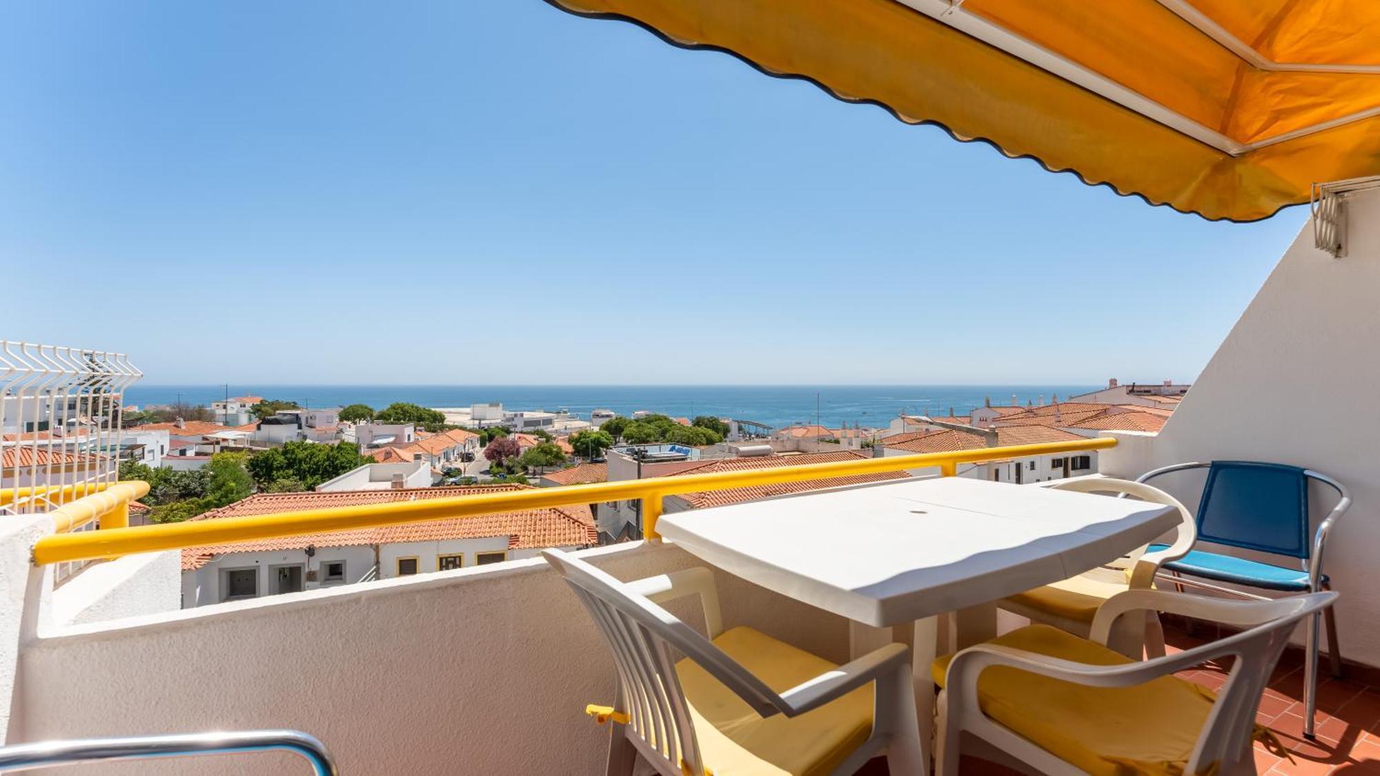 Typical T2 In Albufeira W/ Balcony By Lovelystay Bagian luar foto